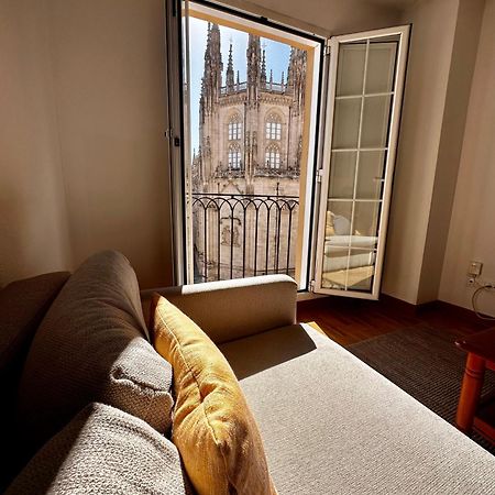 Atuaire Home Balcon Con Vistas A La Catedral De Burgo מראה חיצוני תמונה